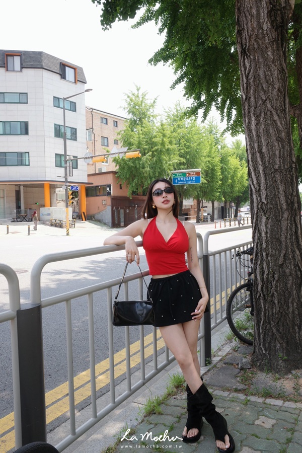 V領繞脖美背背心